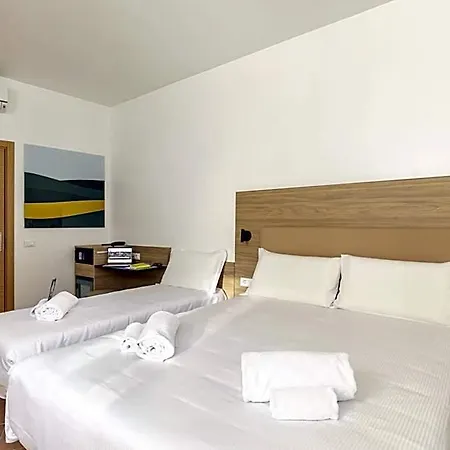 G Hotel Pomezia