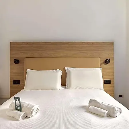 G Hotel Pomezia