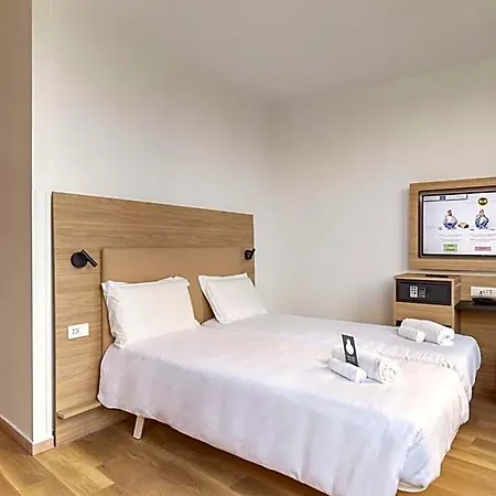 Hotel G 4*