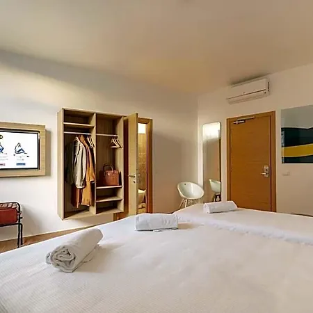 G Hotel 4*