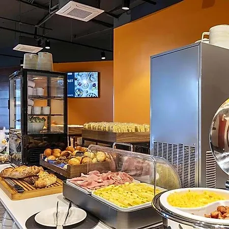G Hotel Pomezia
